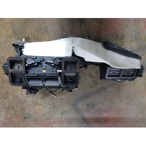 mercedes- benz w211 e class kalori̇fer kazani 2118301262