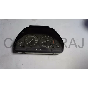 BMW 1990 E32 735i 13888019 Gösterge