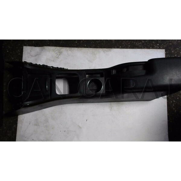 mercedes a169 a class b class kol dayama çıkma 1696800050