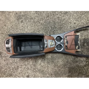 BMW E65 Kol Orta Konsol Çıkma