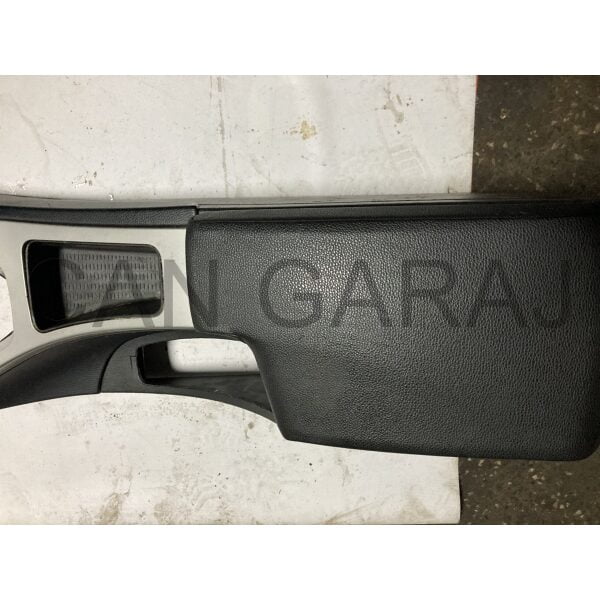 bmw e90 orta konsol çıkma 51167153713 - görsel 2
