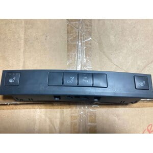 A2128202610 Mercedes W212 E Class Koltuk Isıtma Düğmesi