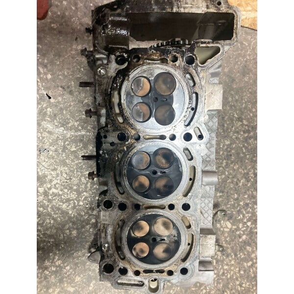 a6420109820 mercedes w212 e350 cdi sağ silindir kapağı - görsel 2
