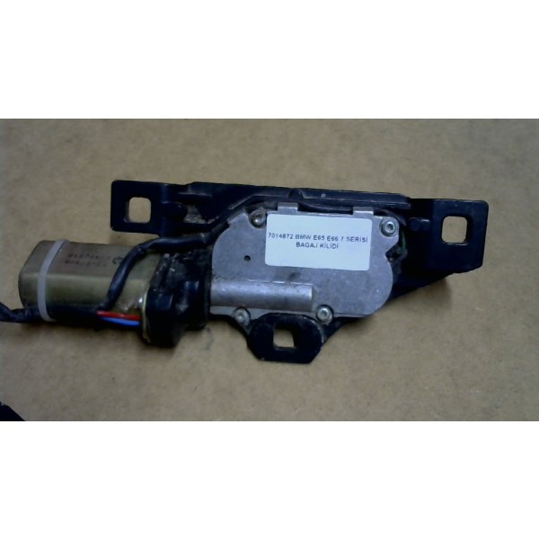 7014872 bmw e65 e66 7 serisi bagaj kilidi